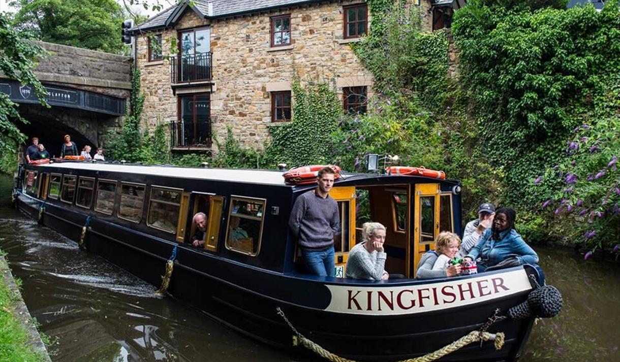 Lancaster Canal Boats - Kingfisher Cruises