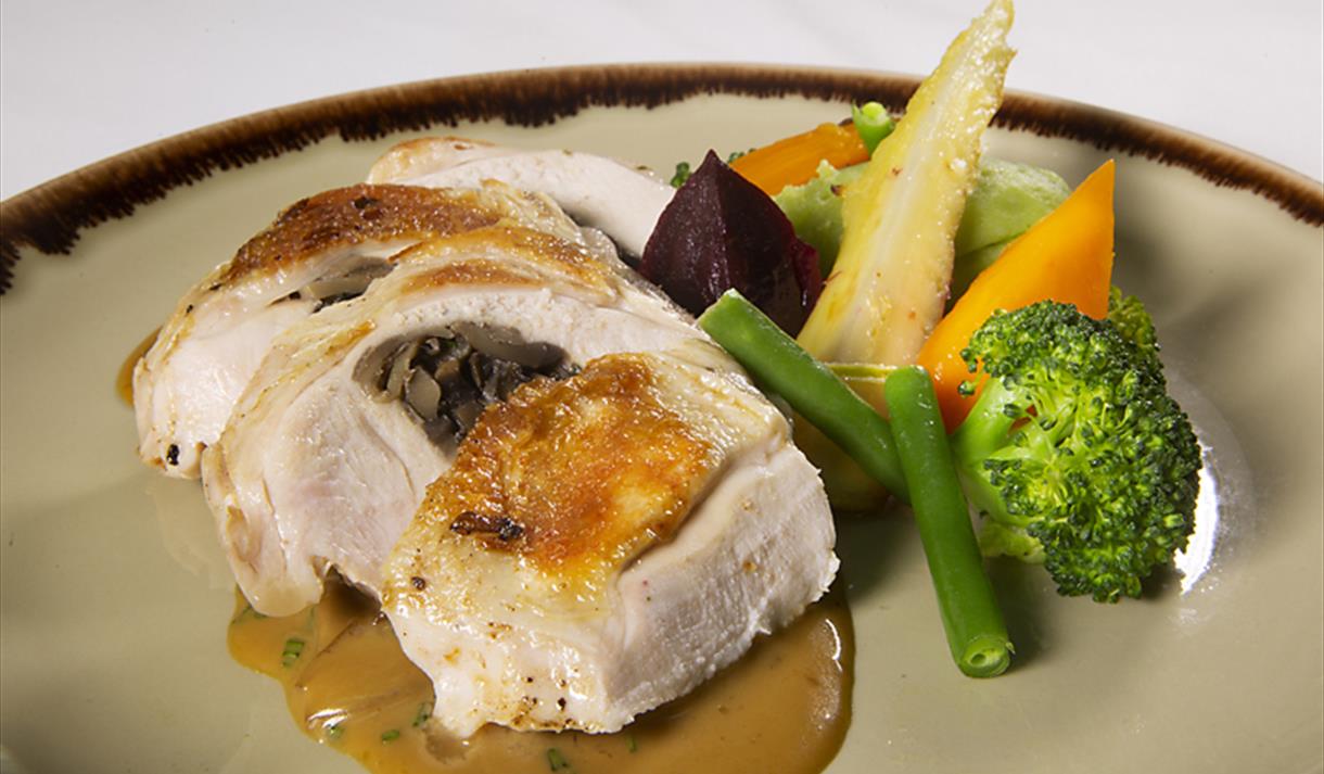 Easter Sunday Lunch at Gibbon Bridge Hotel