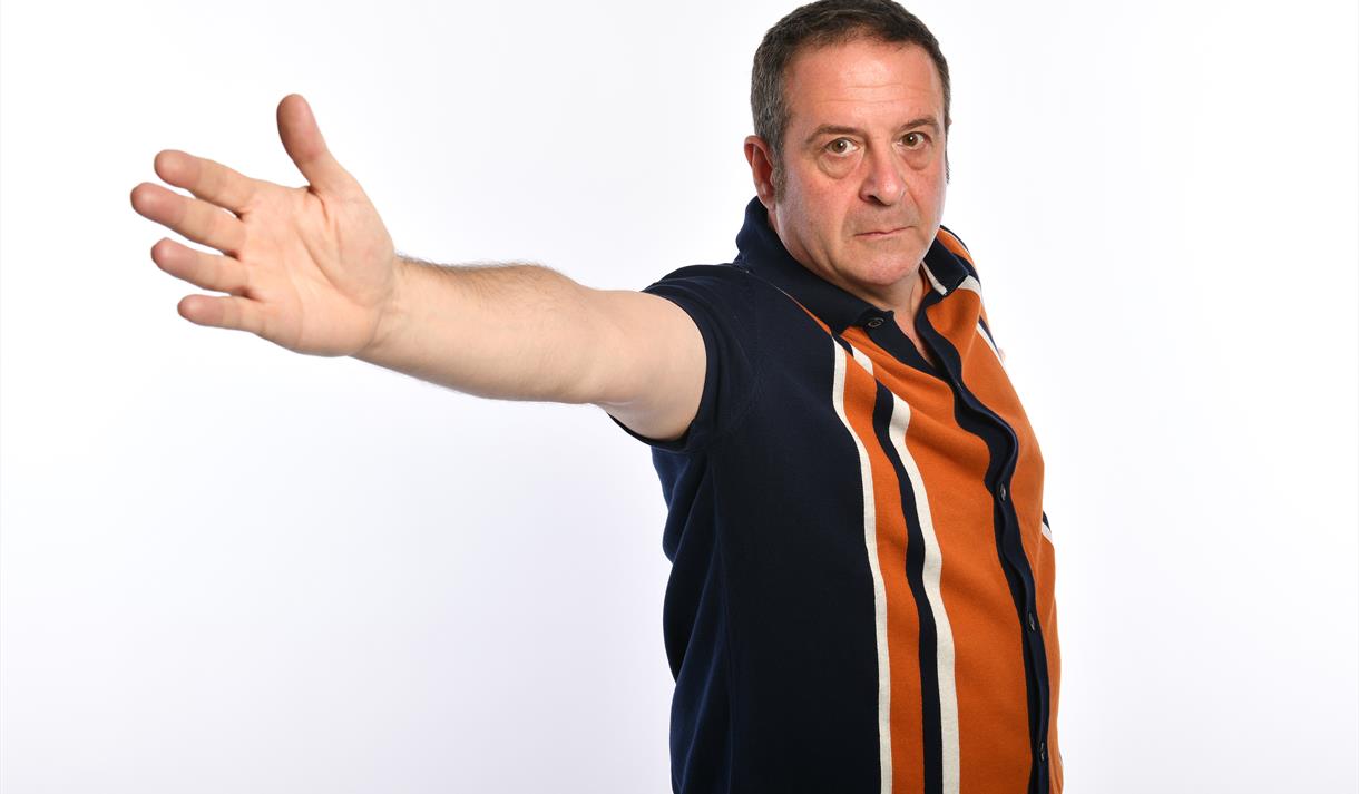Mark Thomas: Hit Refresh - 50 Things About Us