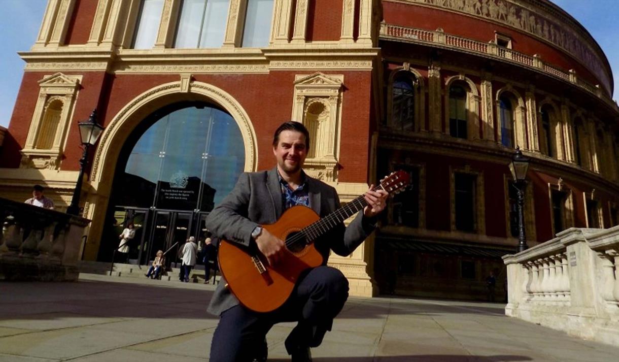 Blackburn Gigs: Scott Robertson
