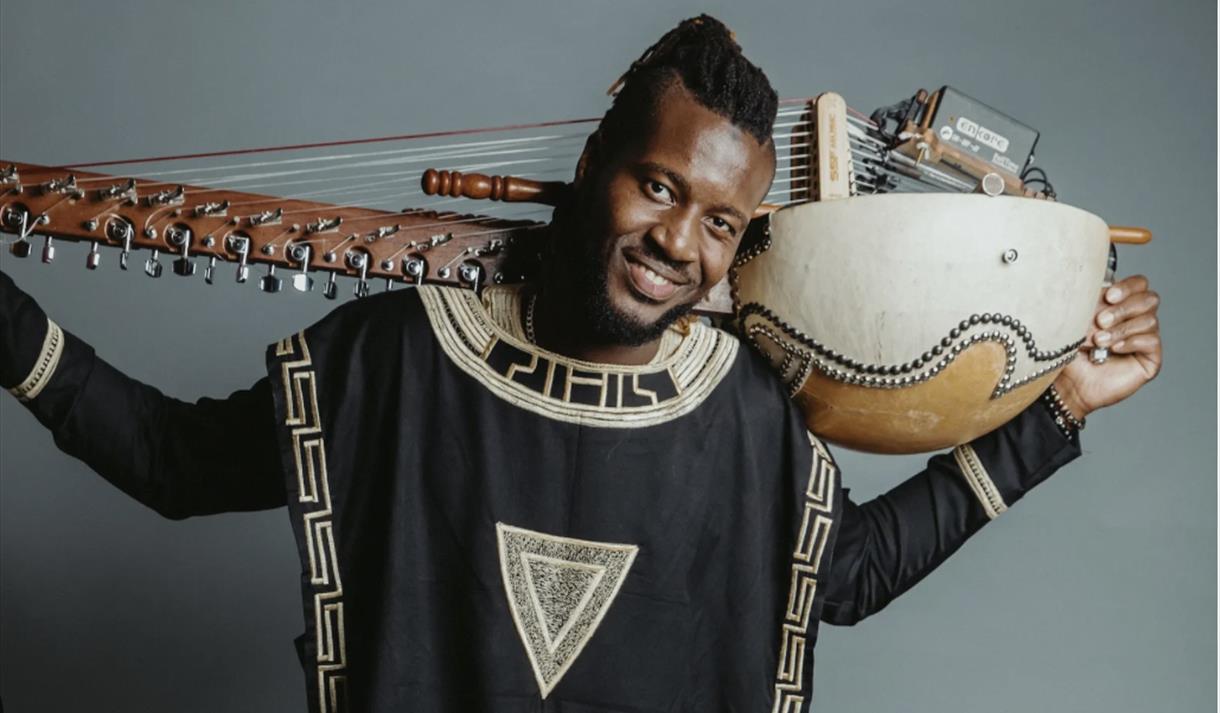 Live Music : Suntou Susso