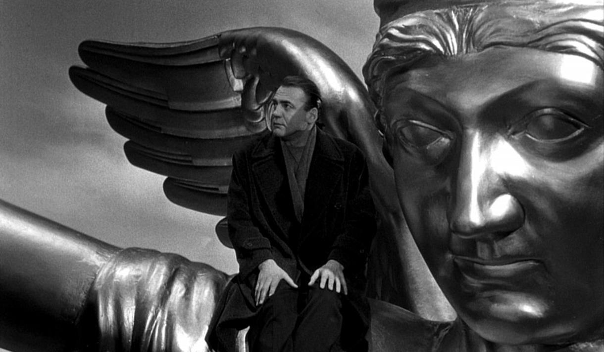 Film Club : Wings of Desire (15)