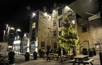 Christmas Markets and Light Switch On at Holmes Mill