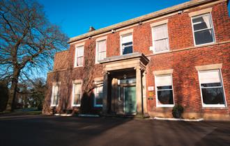 Farington Lodge Hotel