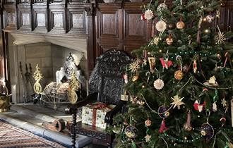Victorian Christmas at Gawthorpe Hall