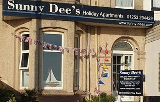 Sunny Dees Holiday Apartments