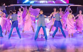 Hot Ice Show XS