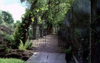 Hazelwood Garden, Bretherton Gardens