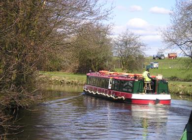 Foulridge Canal Cruises - Canal / Waterway / Marina in Colne, Colne ...