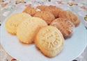 A plate of homemade biscuits waiting for guests.