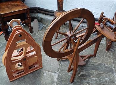 Discover hand spinning and weaving at Gawthorpe Hall
