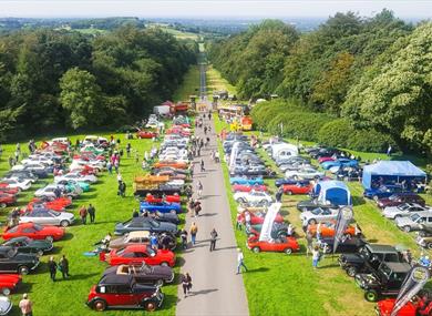 Classic and Performance Motor Show at Hoghton Tower