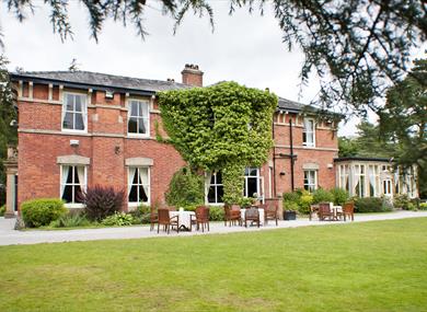 Bartle Hall Country Hotel