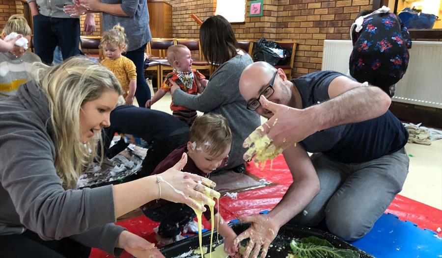Rossendale Messy Play – Rumble In The Jungle