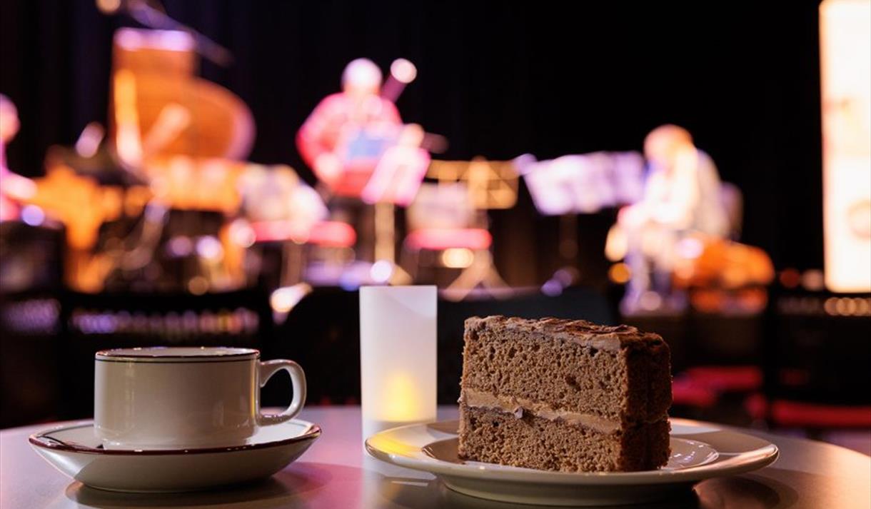 Cake & Classical Music Calderbank Duo