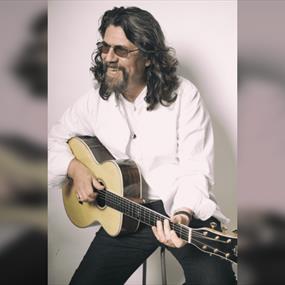 Former ELO 2 Star And Frontman Phil  Bates Village Voice Solo Concert 