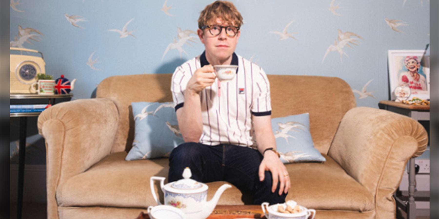 Josh Widdicombe