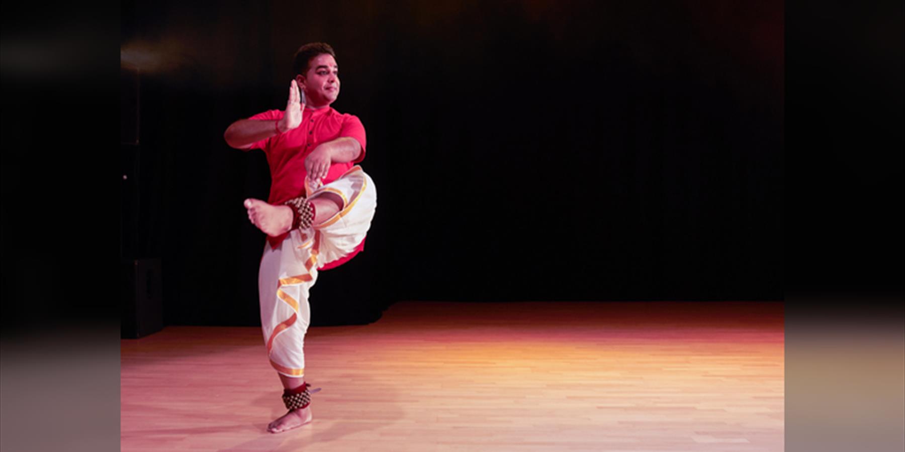 Expressions of the Heart: A Journey through Bharata Natyam by Hiten Mistry