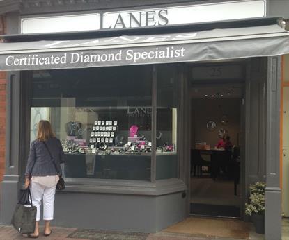 Lanes Fine Jewellery, Shopping in Leicester