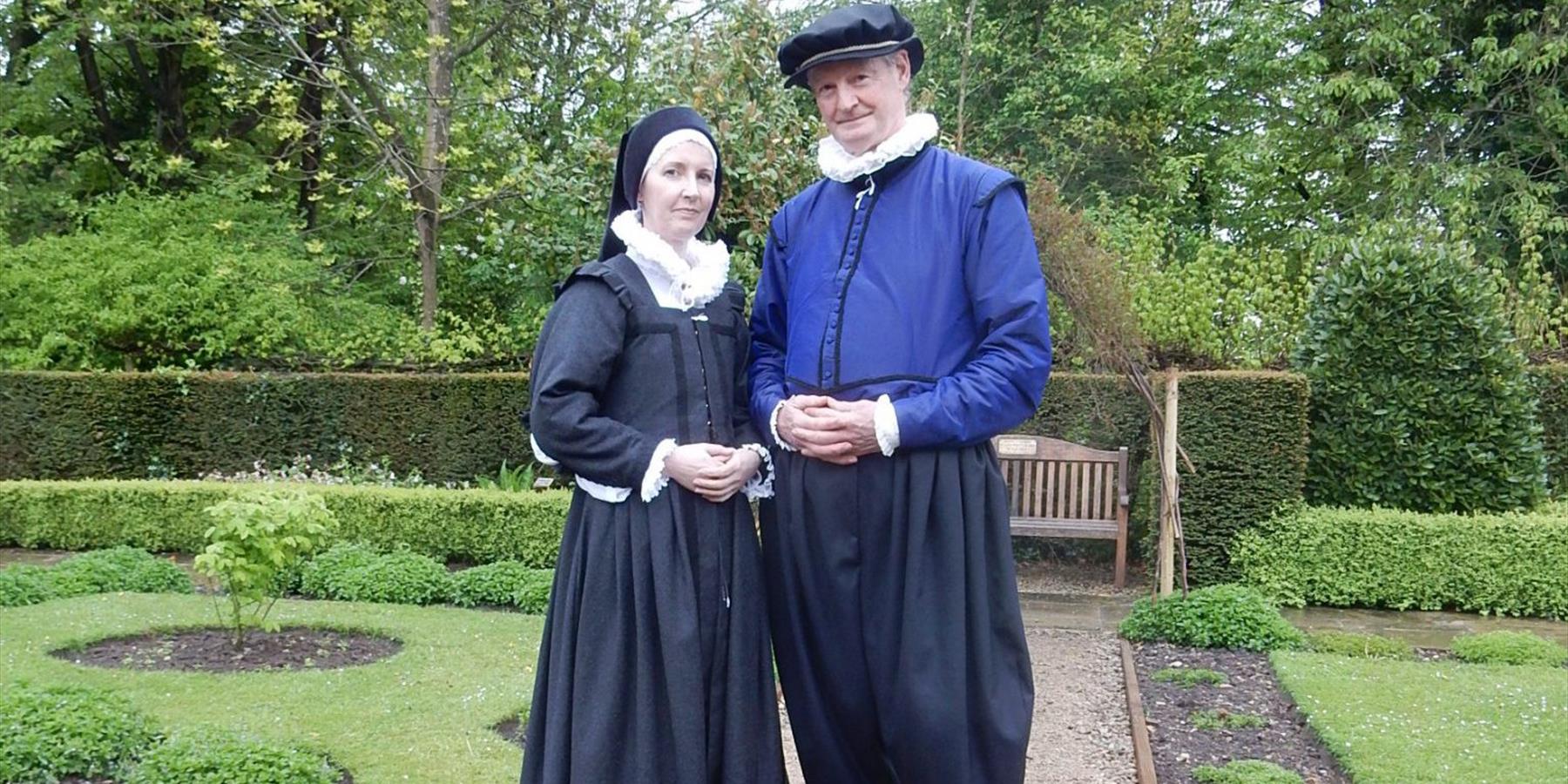 Mana and women in Elizabethan costune