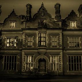 Beaumanour Hall ghost hunt with Haunted Happenings.co.uk