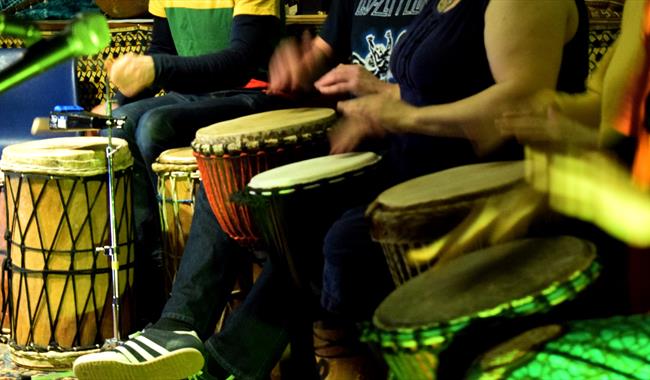 African drums being played