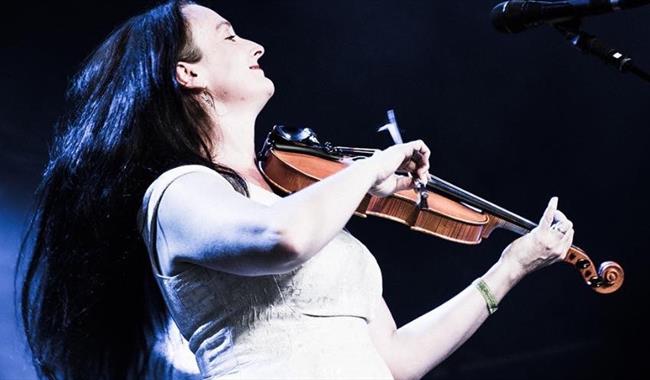 Folk musician Nancy Kerr