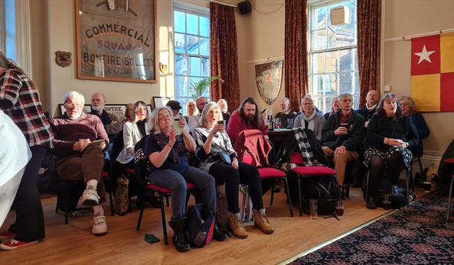 Folk joining in the All-day singaround