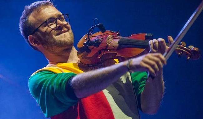 Folk musician Sam Sweeney