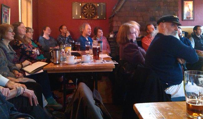 Audience in the Royal Oak