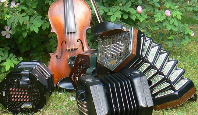 Instruments for folk music