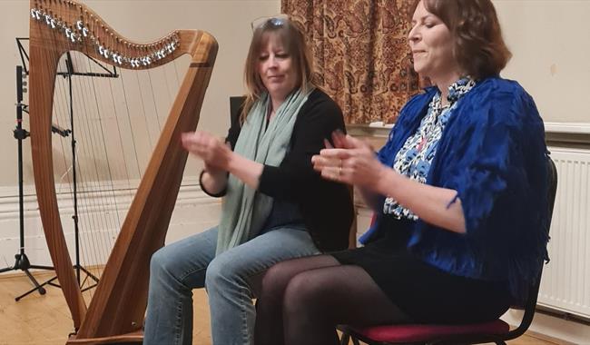 Folk musicians The Claras - Claire McGlone and Claire Rakich