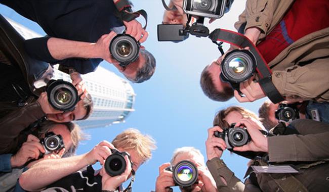 Circle of photographers
