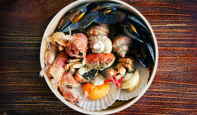 Sparkling Wine & Seafood Evening