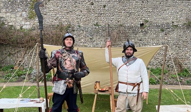 Tudor soldiers ready for action