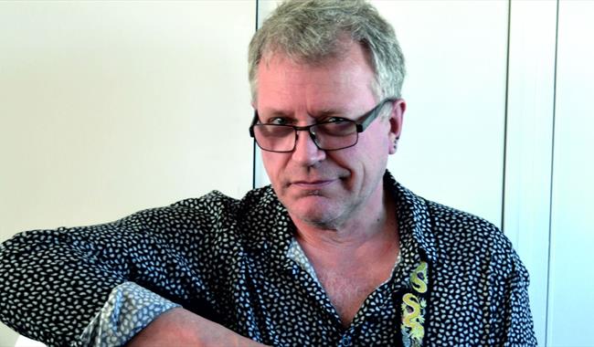 Robb Johnson, folk musician