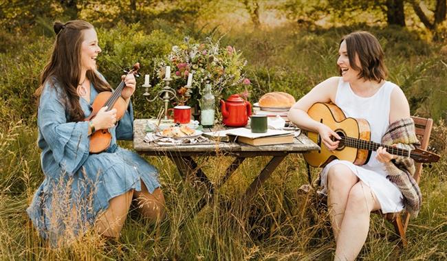 Folk musicians Bryony Griffith and Alice Jones
