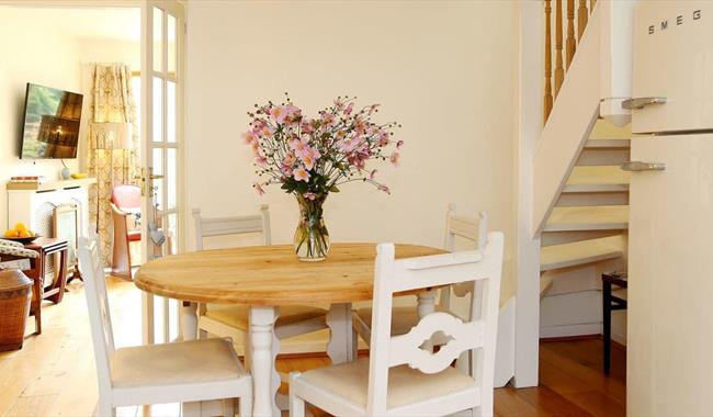 Castle Lookout dining area