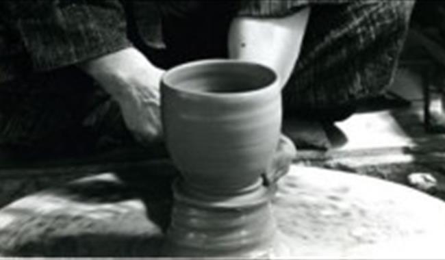 Shoji Hamada: A Japanese Potter in Ditchling