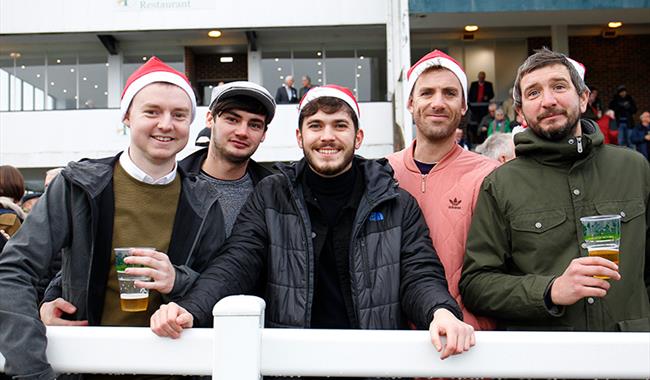 Festive racegoers!