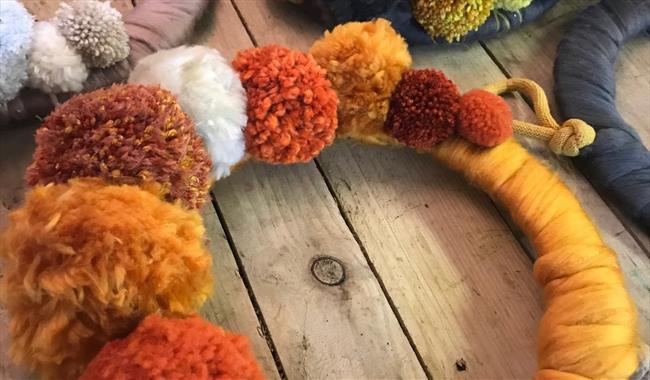 Xmas Pom Pom Wreath Making Workshop