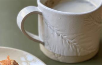 Pottery breakfast set