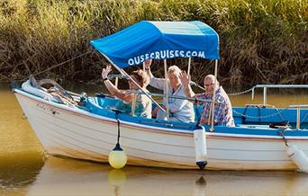 Cuising down the Ouse