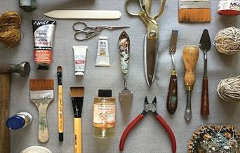 Artists' materials