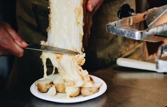 Raclette cheese with potatoes