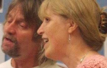 Folk duo Jeff and Elaine Gillett