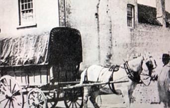Horse and cart outside Lewes pub