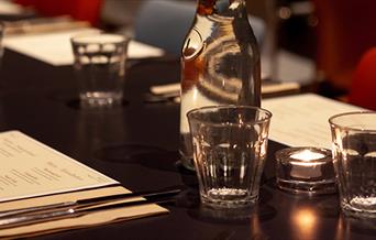 Restaurant table setting