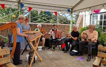 Folk musicians - the Twagger Band playing