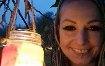 Folk musician Rachel Rose